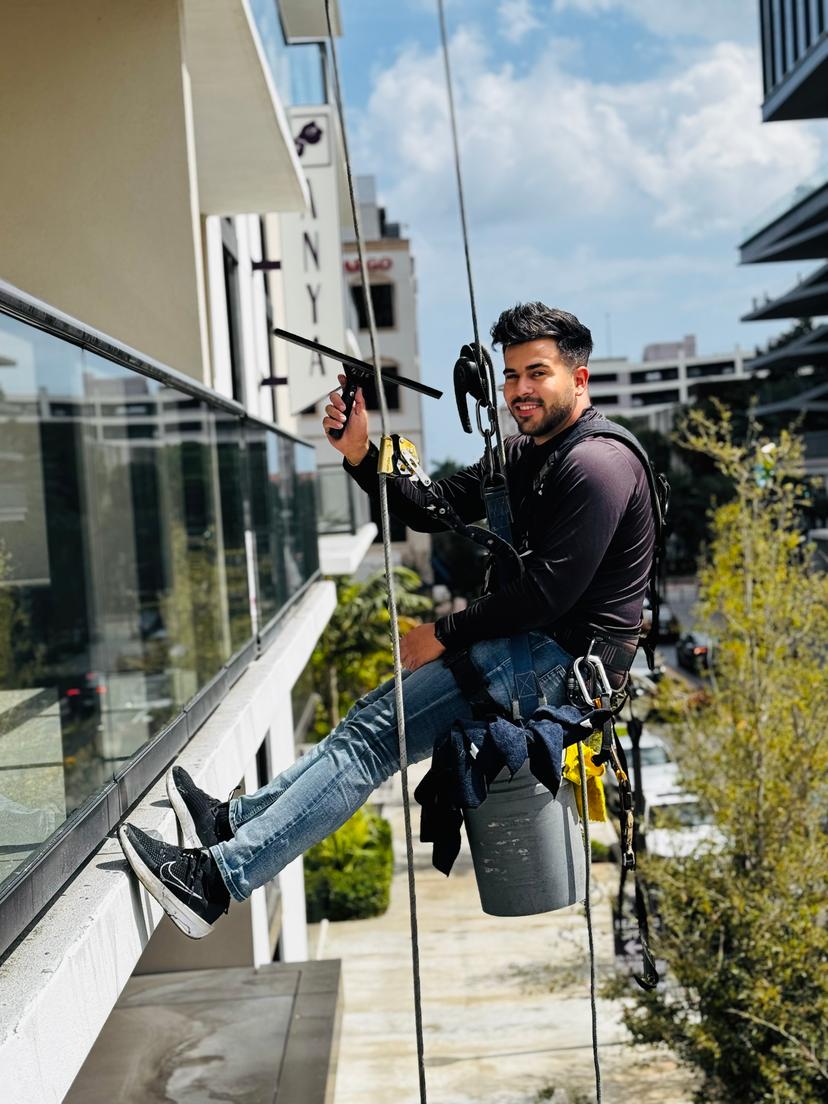 About Supreme Windows Services